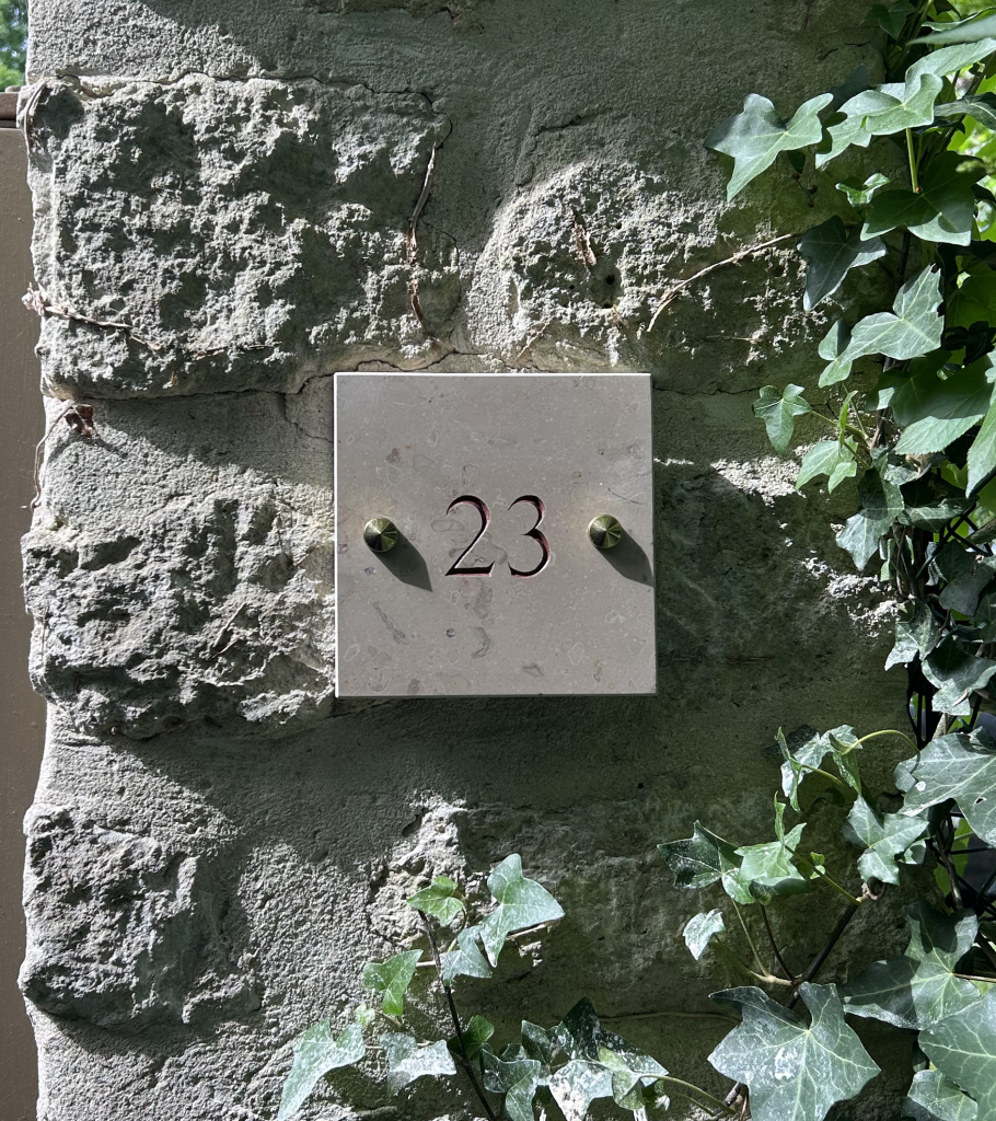 23RS-910x1024 Réalisations